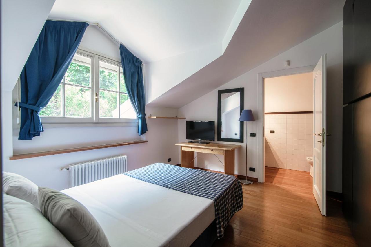 I D'A Charming Penthouse - Lake View- Como- House-130 Mt-2 Double Bedrooms And 2 Double Bathrooms A Spacious Living Room-Full Equipped Kitchen-Private Garden And Terrace-Private Covered Parking Εξωτερικό φωτογραφία