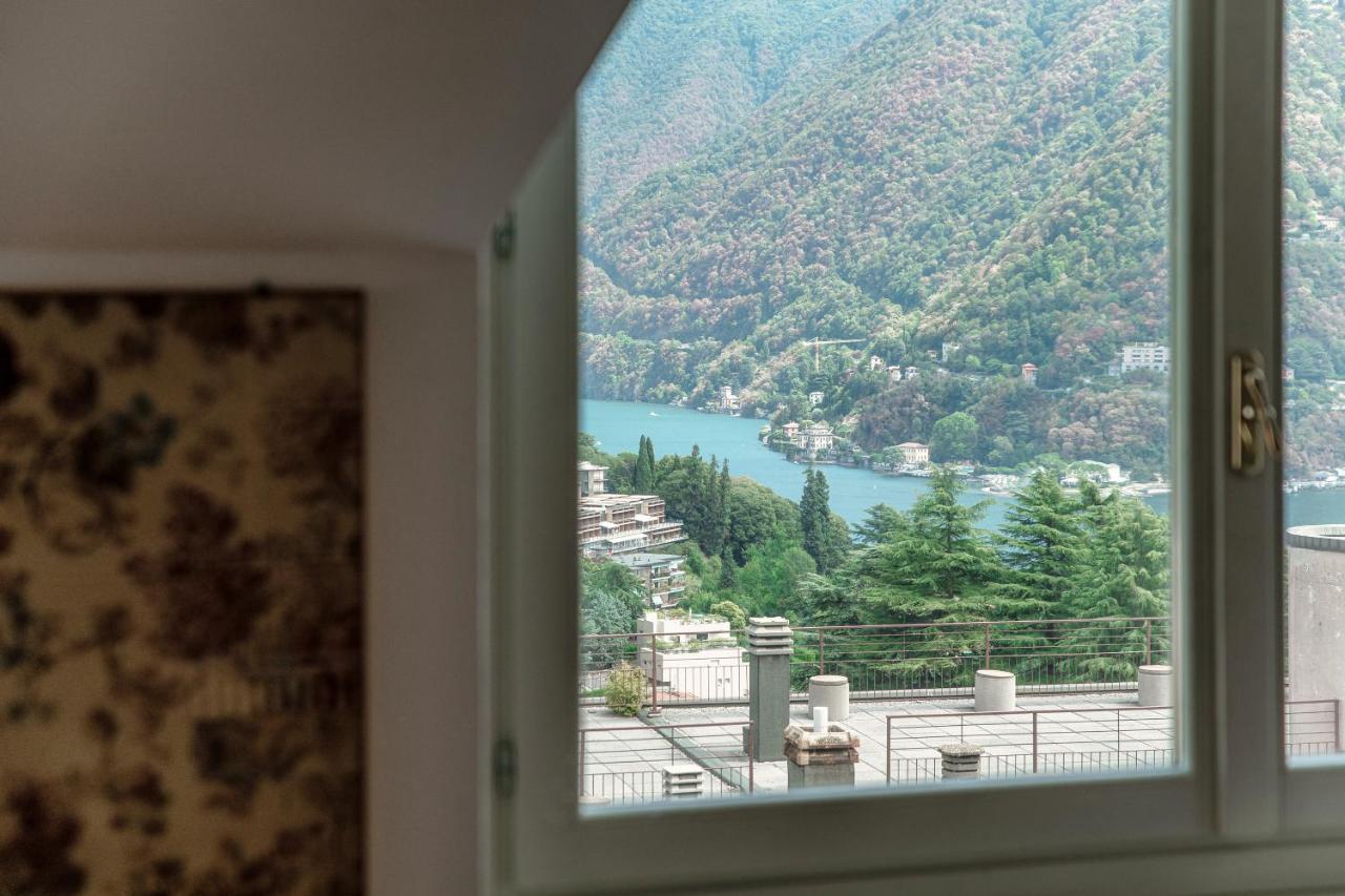 I D'A Charming Penthouse - Lake View- Como- House-130 Mt-2 Double Bedrooms And 2 Double Bathrooms A Spacious Living Room-Full Equipped Kitchen-Private Garden And Terrace-Private Covered Parking Εξωτερικό φωτογραφία