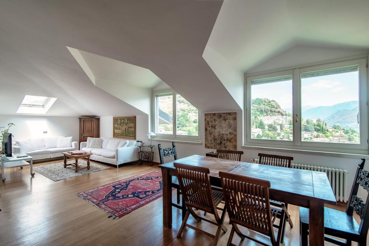 I D'A Charming Penthouse - Lake View- Como- House-130 Mt-2 Double Bedrooms And 2 Double Bathrooms A Spacious Living Room-Full Equipped Kitchen-Private Garden And Terrace-Private Covered Parking Εξωτερικό φωτογραφία