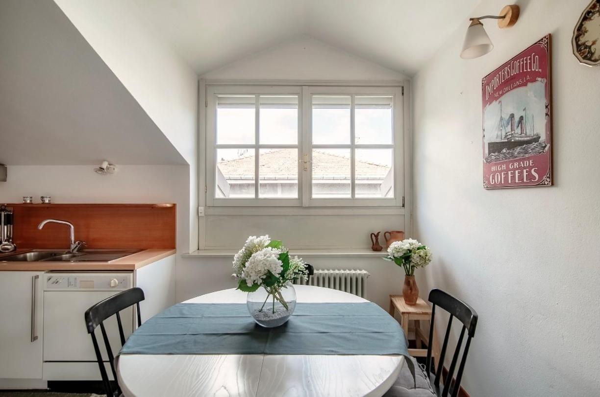 I D'A Charming Penthouse - Lake View- Como- House-130 Mt-2 Double Bedrooms And 2 Double Bathrooms A Spacious Living Room-Full Equipped Kitchen-Private Garden And Terrace-Private Covered Parking Εξωτερικό φωτογραφία