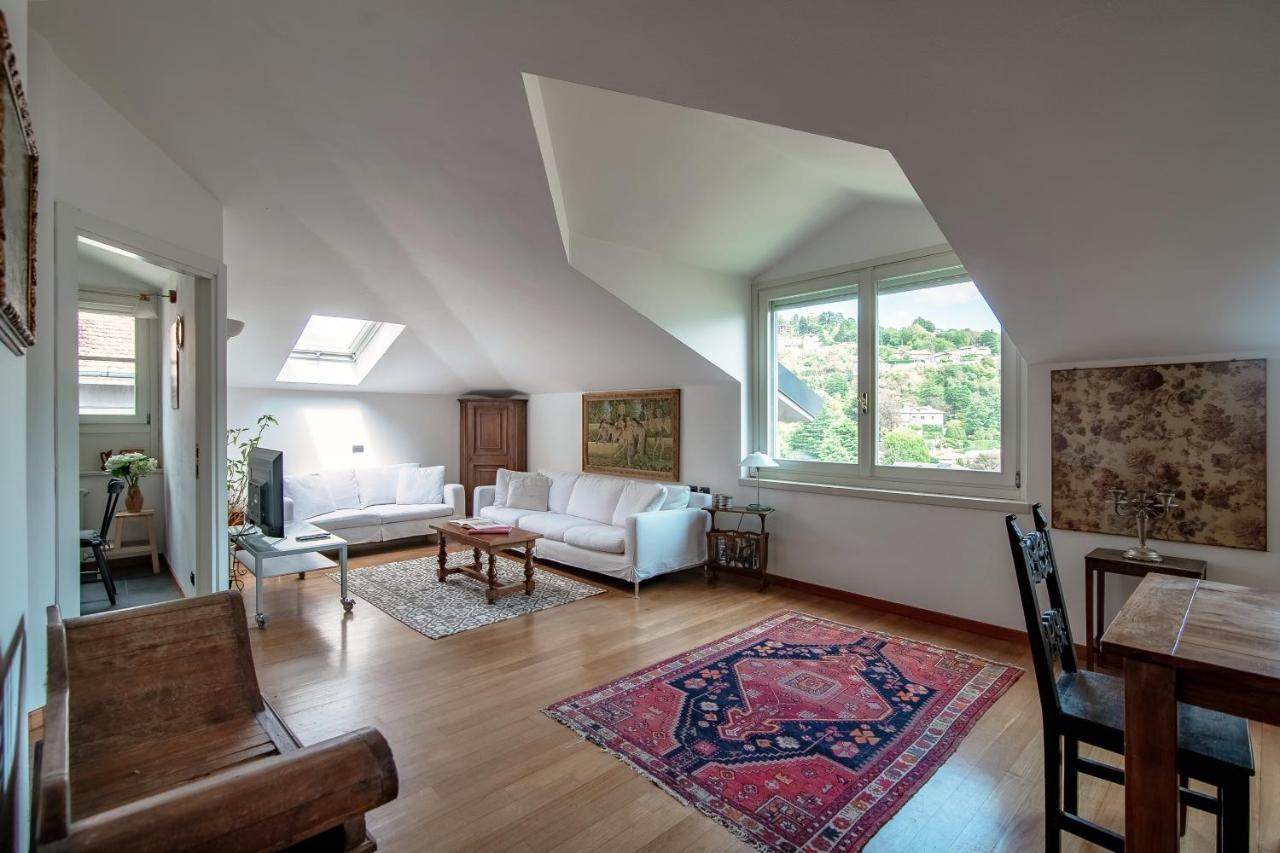 I D'A Charming Penthouse - Lake View- Como- House-130 Mt-2 Double Bedrooms And 2 Double Bathrooms A Spacious Living Room-Full Equipped Kitchen-Private Garden And Terrace-Private Covered Parking Εξωτερικό φωτογραφία
